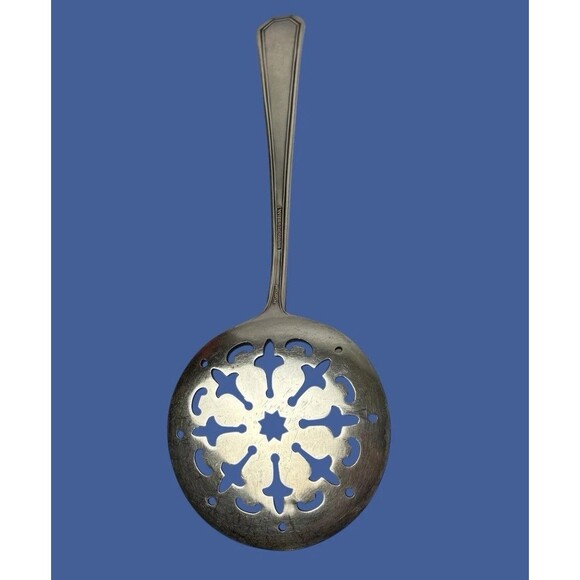 Wm Rogers & Son AA Mayfair Serving Silverplate Art Deco Pierced Tomato Flat 1923 - Picture 2 of 9